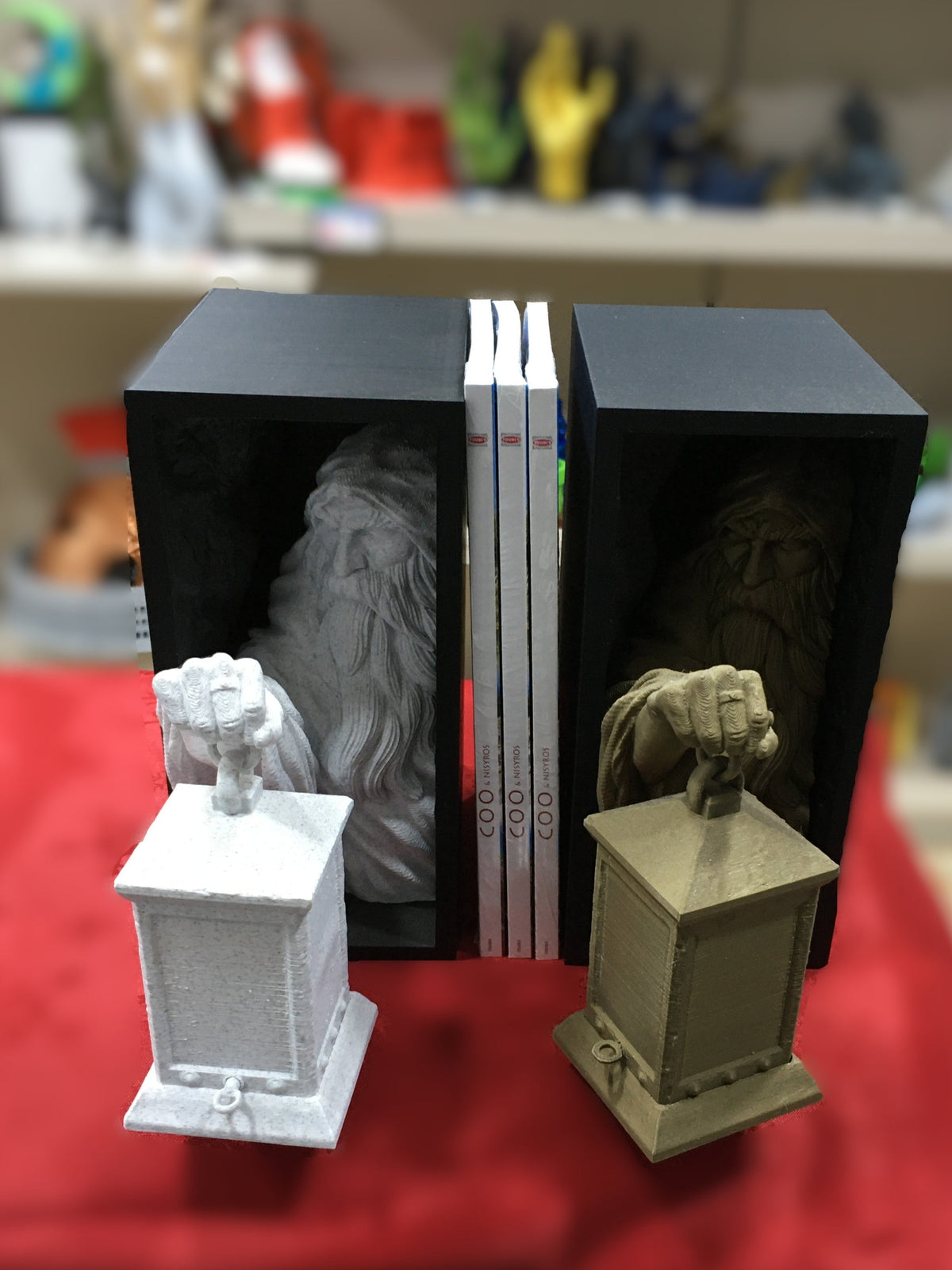 Dark Age Book Nook (Black-Marble)